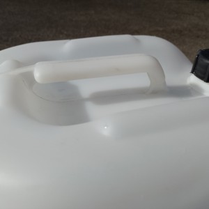Plastični kanistri s poklopcem 20L TOP STANJE