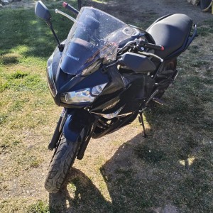 Kawasaki er6f