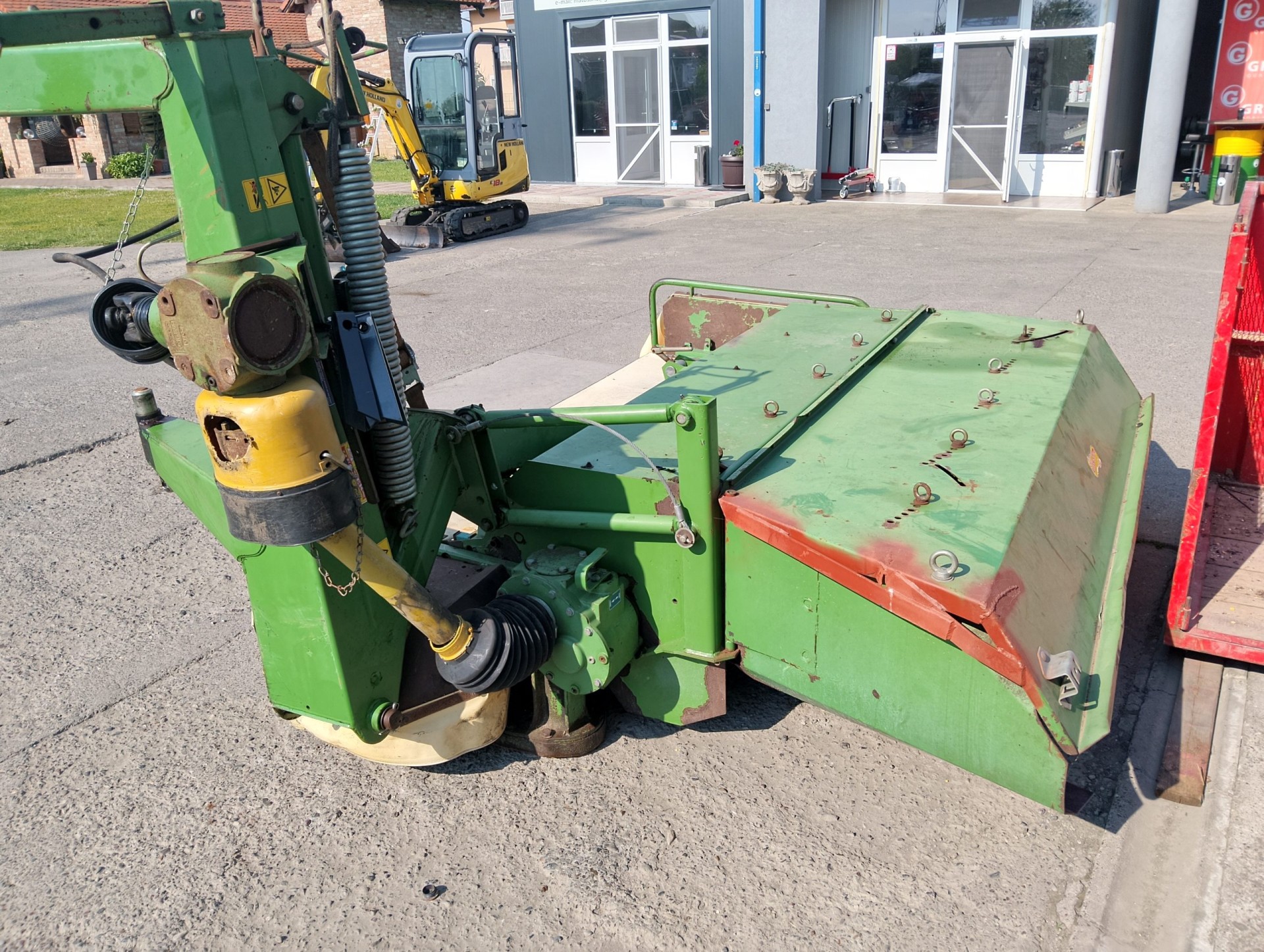 KOSILICA S RAZBACIVAČEM KRONE