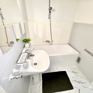 PRODAJA STANA ZAGREB-SAVICA (75m2)