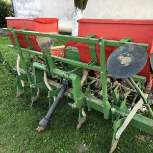 OLT pneumatska sijačica 4 reda