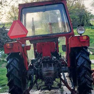 Traktor IMT 539 DeLuxe