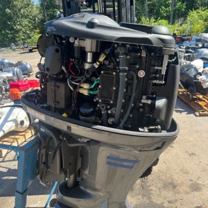 2013 Yamaha F200 200 hp 4-Stroke 25" Outboard Boat Motor Engine Nice Shape!