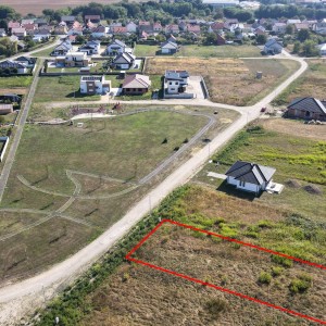 Građevinsko zemljište u Maloj Subotici 116/49 (893 m2)