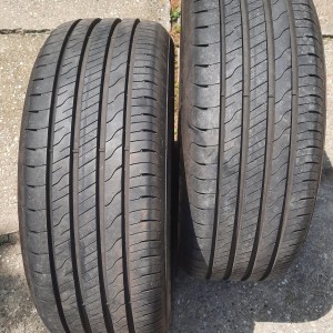 Goodyear efficientgrip preformance 2 - 225/55/17 8 mm ripna!! DOT 1623
