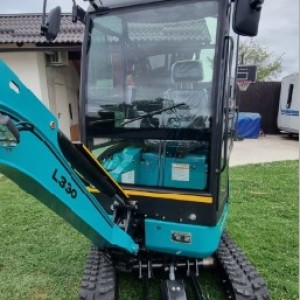 Bager 2 Tone, Kubota motor, TOP model za profesionalce, klima uređaj, puno opreme, klipna pumpa