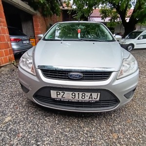 Prodajem Ford Focus 1.4 plin/benzin, reg. do 5/2025