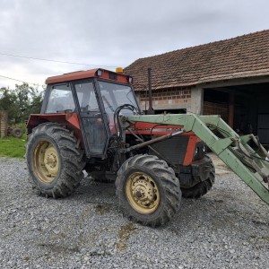 Ursus 904B