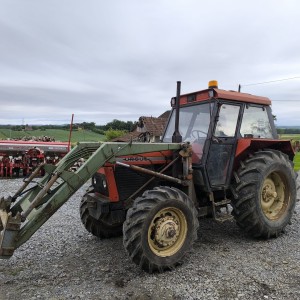 Ursus 904B