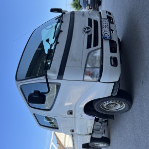 Toyota DYNA 100, 2010. godište, reg. do 11. mj. 2024. god., dizel s ugrađenom kukom