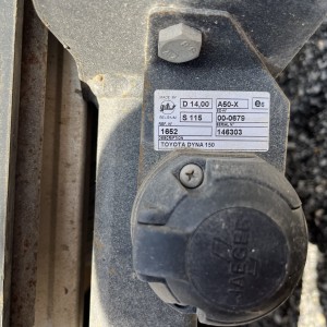 Toyota DYNA 100, 2010. godište, reg. do 11. mj. 2024. god., dizel s ugrađenom kukom