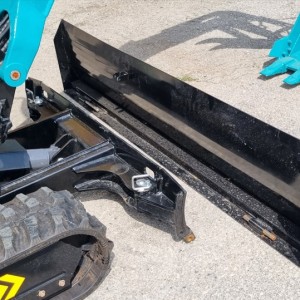 Bager 2 Tone, Kubota motor, TOP model za profesionalce, klima uređaj, puno opreme, klipna pumpa