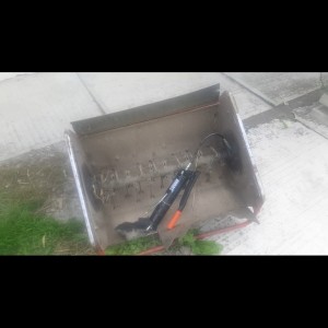 Prodajem malcer za hondu f620