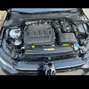 VW GOLF 8 2,0 TDI