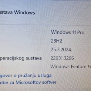 PC Fujitsu Siemens i5 7400, ram 8gb , Windows 11 pro s licencom