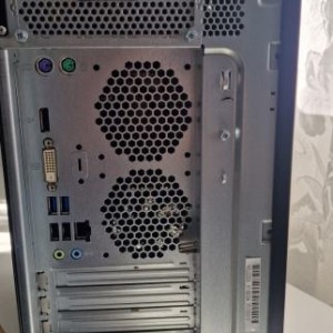 PC Fujitsu Siemens i5 7400, ram 8gb , Windows 11 pro s licencom