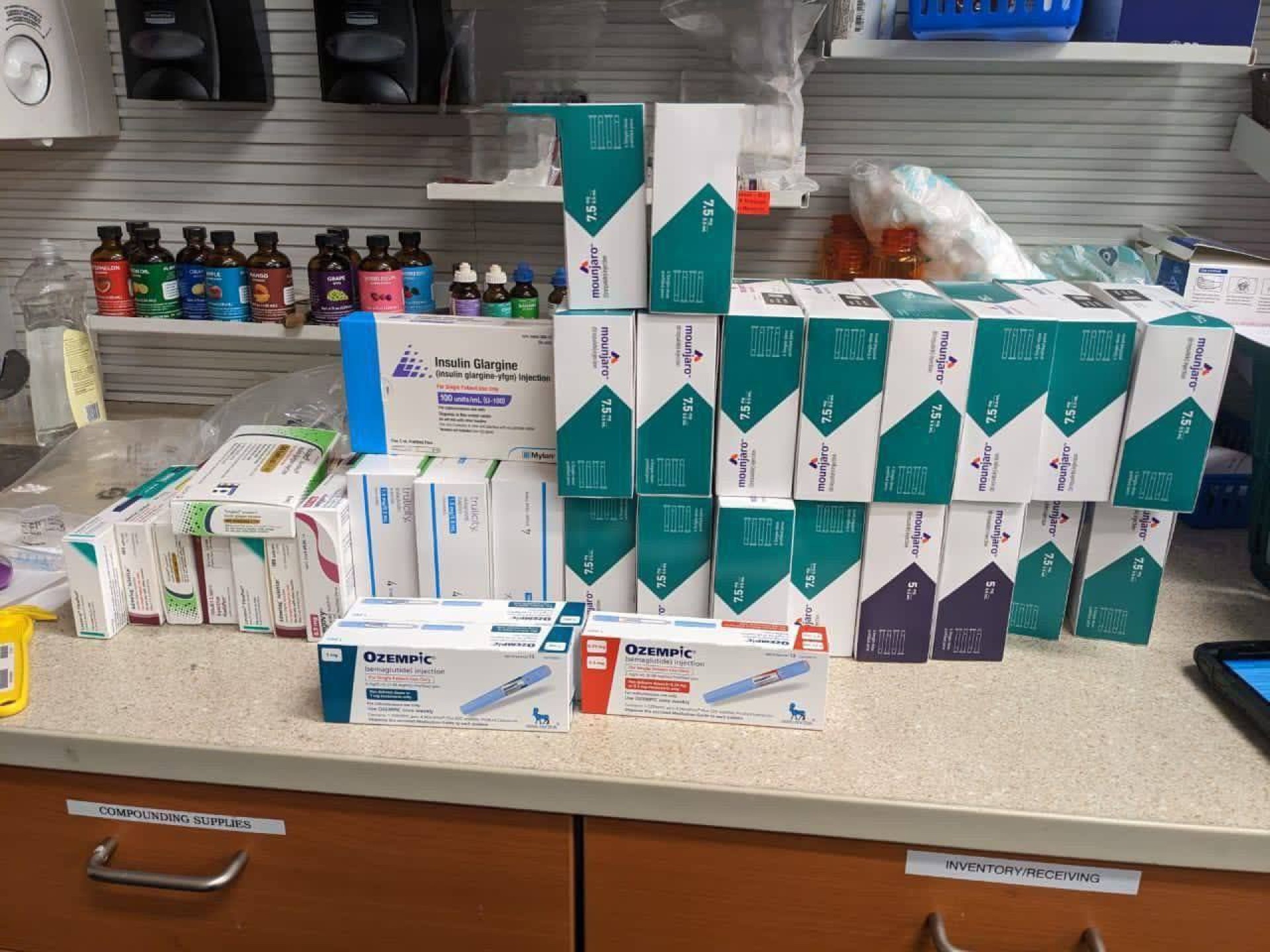 Mounjaro 2,5 mg, 5,5 mg, 7,5 mg/0,5 ml zepbound 5 mg/0,5 ml na prodaju.