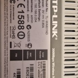 Prodajem 4 HDD , 2GB RAM , 2x TP-LINK router, web kamera , 2x agp graf