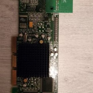 Prodajem 4 HDD , 2GB RAM , 2x TP-LINK router, web kamera , 2x agp graf