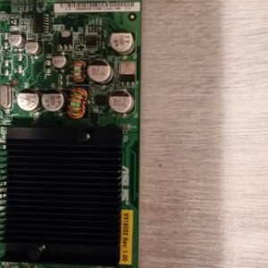 Prodajem 4 HDD , 2GB RAM , 2x TP-LINK router, web kamera , 2x agp graf