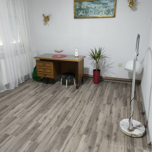 Prodajem kuću katnicu