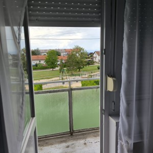 Prodajem kuću katnicu