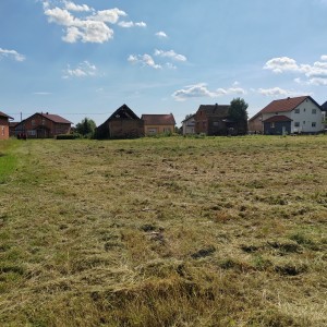 Prodaje se zemljište, Ostrna, Dugo Selo