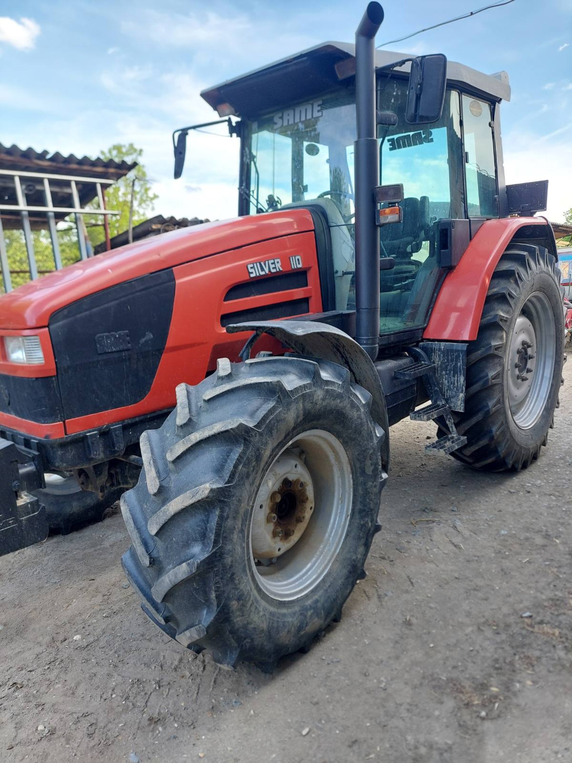 TRAKTOR SAME SILVER 110