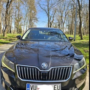 Škoda superb 2.0 dsg 2019 god