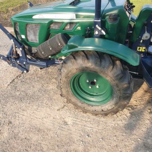 Traktor Hittner Ecotrac 40