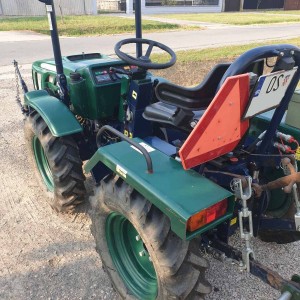 Traktor Hittner Ecotrac 40