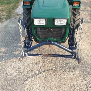 Traktor Hittner Ecotrac 40