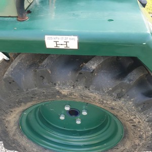 Traktor Hittner Ecotrac 40