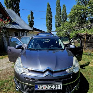 Citroën C-Crosser 2.4 automatik