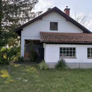 Obiteljska kuća Drnek