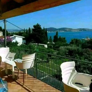 IZDAJEM APARTMAN OD. 120. KVADRATA SA 4 SOBE 2 KUPATILA