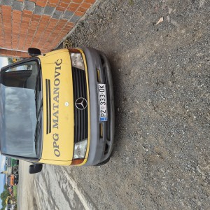 Prodajem kombi mercedes vito 110d