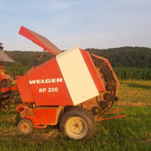Rolo balirka Welger Rp 200