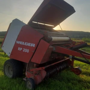 Rolo balirka Welger Rp 200