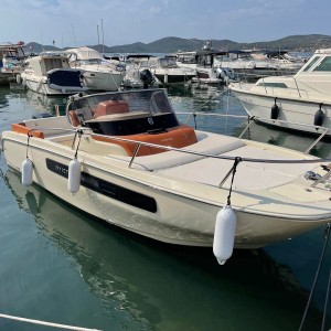 Invictus Capoforte CX 240