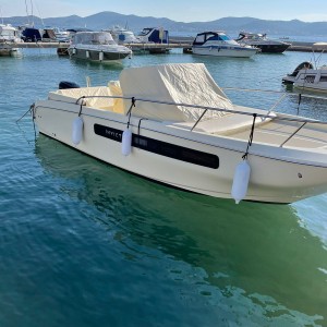 Invictus Capoforte CX 240