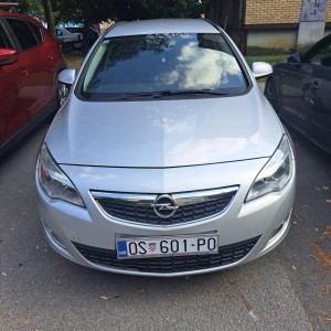 Opel Astra J 2012 1.7cdti 4800€
