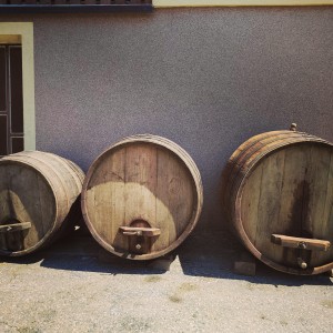 PRODAJEM DRVENE BAČVE ZA VINO