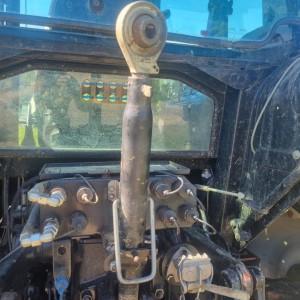 Prodajem traktor same silver 130 sa utovarivačem