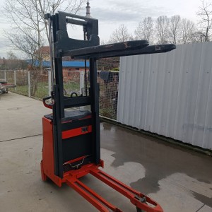 LINDE D06