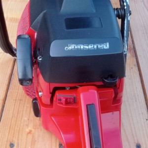 Prodajem motornu pilu JONSERED CS2165