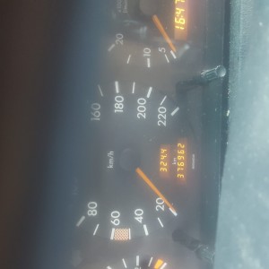 prodajem ili mijenjam auto mercedes c220