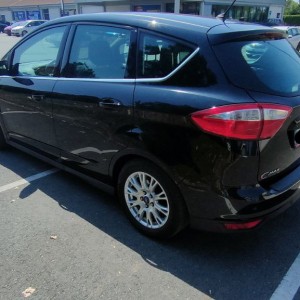 Prodajem Ford C max 1.6 TDCi Titanium, nije uvoz, 180 180 km, 12/2014.