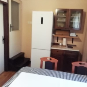 Karojba kuća u nizu