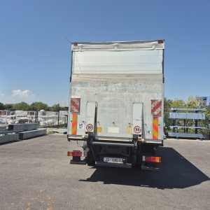 FORD CARGO 1830 DC kamion s ceradom i utovarnom rampom